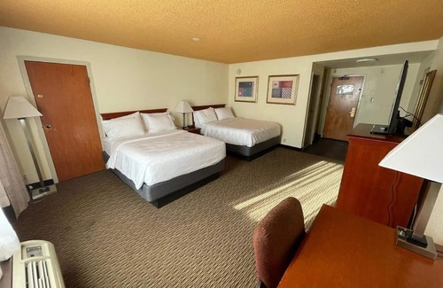 East Haven  Rutland County Hotel | Cortina Inn
