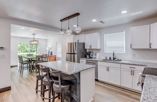 Copeland House | COSH Boujee House with private hot tub