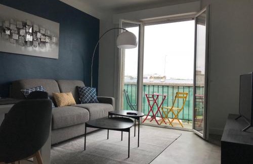 Lorient Apartment | COSMAO - Grand 2 pièces moderne & cosy proche de la gare et du centre