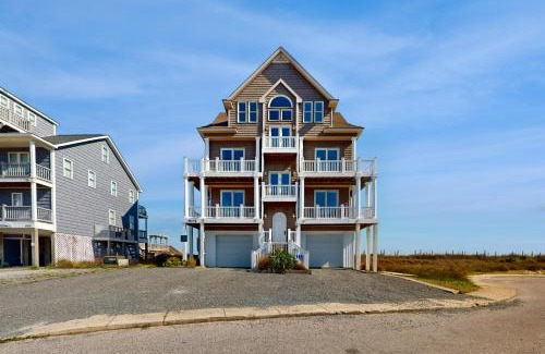 North Topsail Beach House | Cosmo's Cabana