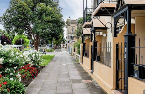 North Adelaide House | Cosmopolitan lifestyle