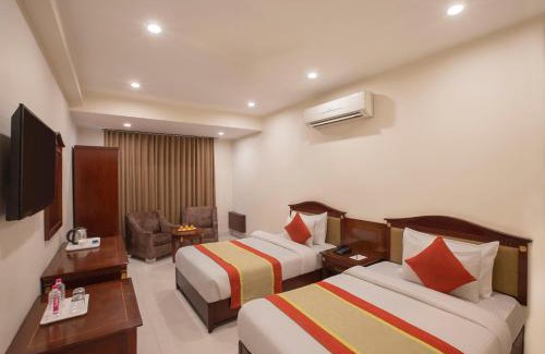 Shyam Nagar Hotel | Cosmos Raj Plaza Jaipur