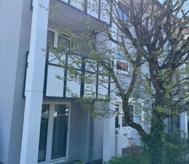 Hildesheim District Apartment | Costa Apartments - 2 Zimmer, Küche,Bad,Waschmaschine,Garten- Kostenloses Wlan