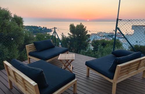 Llanca Apartment | Costa Brava apartment with stunning sea view