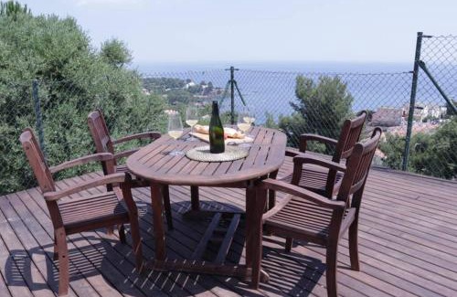 Llanca Apartment | Costa Brava apartment with stunning sea view