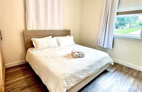 Auburndale Condo | Costa Lake Condo