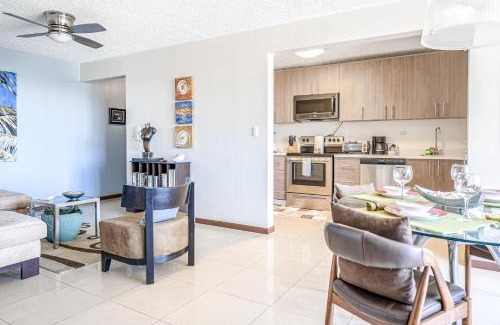 Barrio Santa Lucia Apartment | Costa Linda 2-28
