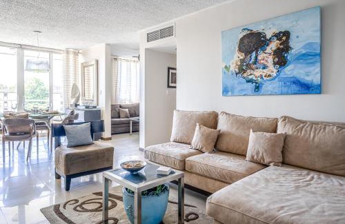 Barrio Santa Lucia Apartment | Costa Linda 2-28