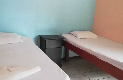 Manuel Antonio Hotel | COSTA LINDA ART HOSTEL