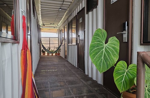 Hatillo Apartment | Costa Rica Eco-container Hotel
