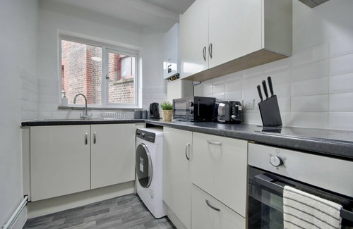 Southsea Apartment | Costal Bohemian Retreat Central Southsea