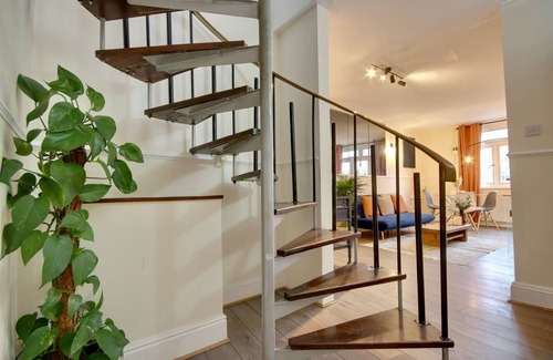 Southsea Apartment | Costal Bohemian Retreat Central Southsea