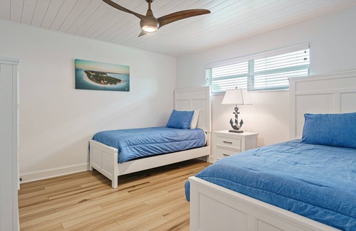 Shell Harbor House | Costal Cottage on Sanibel Island!