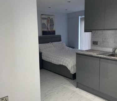 Milton Keynes Apartment | Cosway