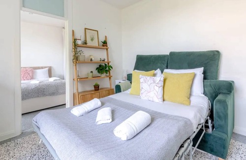Stockwell Apartment | Cosy 1 Bedroom Apartment in Stockwell - Zone 2
