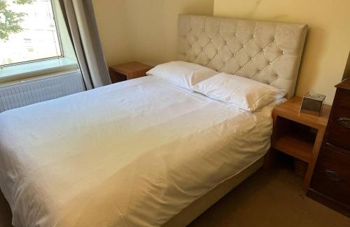 Fulham Apartment | Cosy 1-Bedroom near Chelsea Stadium