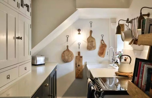 Hook Norton House | Cosy 1BD Cottage Retreat in Oxfordshire