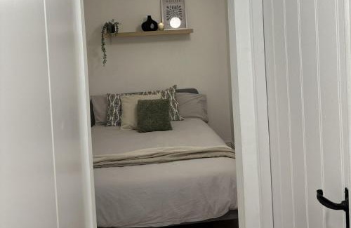 Stamford Apartment | Cosy 1BD Getaway Perfect for Couples Stamford