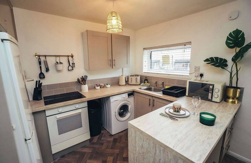 Mickleover Apartment | Cosy 1BR Apt Self Check In Parking | By DerBnB