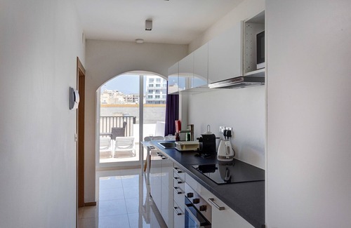 Gzira Apartment | Cosy 1BR Penthouse With Terrace Great Location