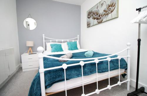 Bridgend Apartment | Cosy 2 Bed Flat 1 in Bridgend