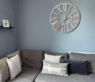 Crickhowell Apartment | Cosy 2 bed flat in Crickhowell