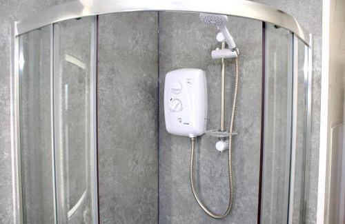 St Helens House | Cosy 2-Bed Home Near St Helens Centre - Free WiFi