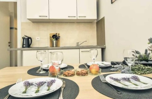 Gospic Apartment | Cosy 2-room apartment just steps away from the beach, shops and restaurants
