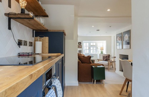 Kingham Cottage | Cosy 2BD Cottage in Oxfordshire - Near Daylesford