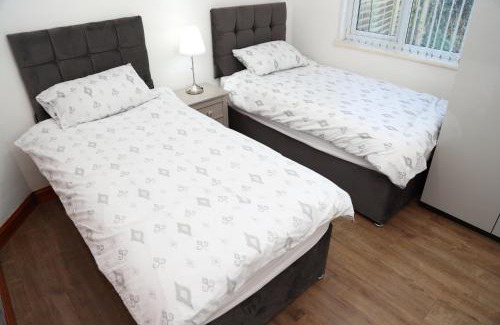 Olton House | cosy 3-bed bungalow nec airport close to amenities