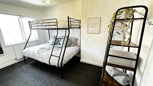 Acocks Green House | Cosy 3 bed Home near NEC & BHX