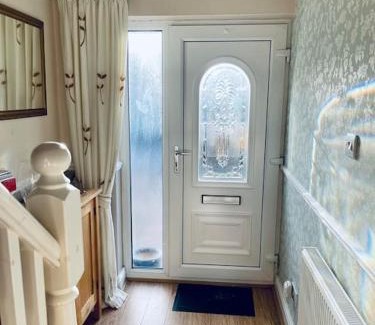 Hull House | Cosy 3-bed house
