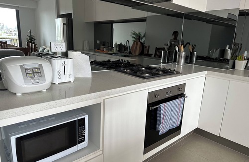 Zetland Apartment | Cosy 3-Bed Room 2 bathroom 5 minutes to Swimming and Gym at Rosebery Apartment