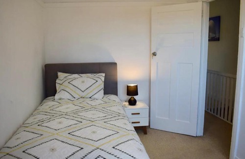 Haberfield Hotel | Cosy 3 Bedroom Apartment In Trendy Haberfield
