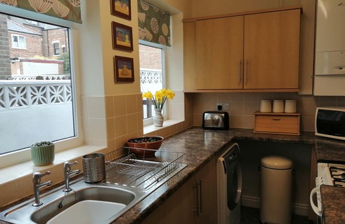 Muston House | Cosy 3 bedroom cottage 5 minutes from Filey Beach