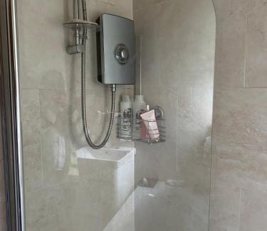 Manchester Apartment | Cosy 3 bedroom house to rent