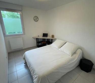 Chateau de l'Hers Apartment | Cosy 3 Pièces Toulouse Jean Chaubet - 4-5 Pers