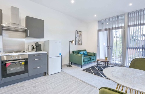 Brierley Hill Apartment | Cosy and Bright 1 Bedroom Apartment, Dudley