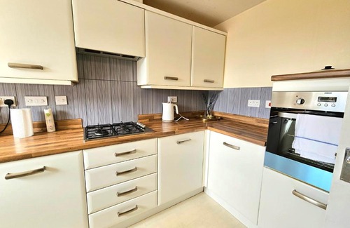 Everton House | Cosy and modern home in central location Pass the Keys
