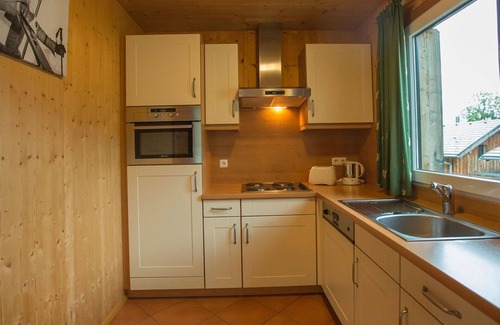Annaberg im Lammertal House | Cosy apartment in villa for 8 people with pool, WIFI, TV, terrace, pets allowed and parking