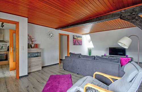 Schwalenberg Apartment | Cosy apartment for 2 people with WIFI, TV, pets allowed and parking