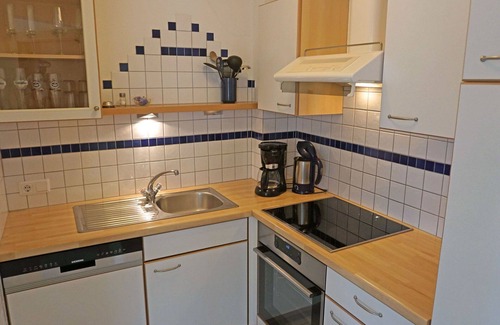 Ried im Oberinntal Apartment | Cosy apartment for 4 guests with WIFI, TV, patio and parking