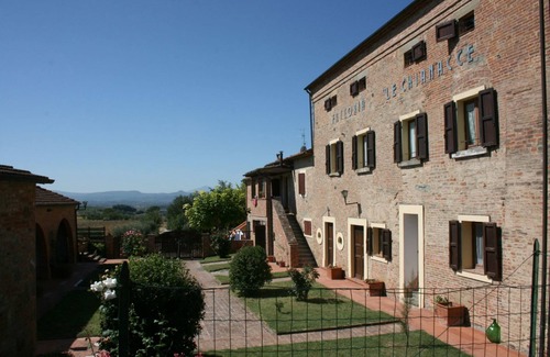 Santarello Apartment | Cosy apartment for 2 guests with WIFI, pool, pets allowed and parking