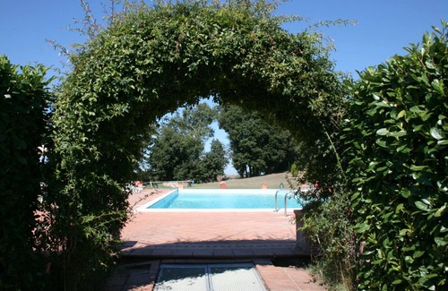 Santarello Apartment | Cosy apartment for 2 guests with WIFI, pool, pets allowed and parking
