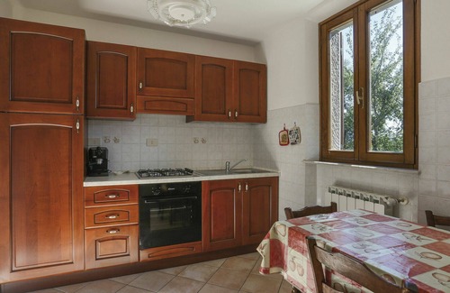 Villa Collemandina Villa | Cosy apartment in villa for 5 guests with pool, WIFI, terrace, pets allowed and parking