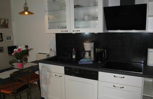 Altenkirchen Villa | Cosy apartment in villa for 2 guests with WIFI, TV, terrace, pets allowed and parking