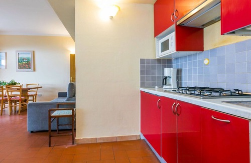 San Baronto Apartment | Cosy apartment for 4 guests with WIFI, pool, TV, terrace, pets allowed, panoramic view and parking