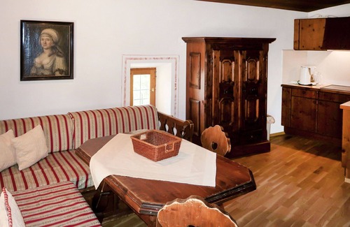 Fliess Apartment | Cosy apartment for 28 people with WIFI, TV and patio