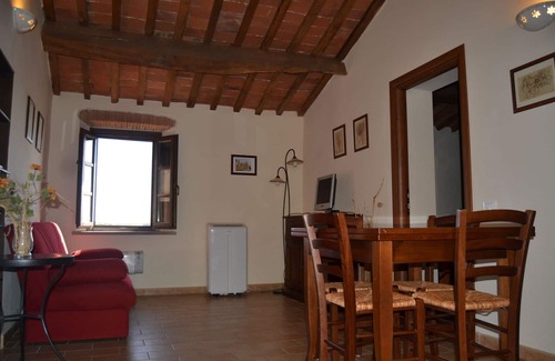 Campiglia Marittima Other | Cosy apartment for 4 guests with pool, TV, panoramic view and parking