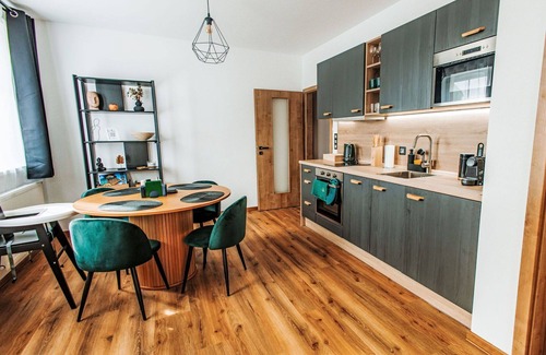 Bozi Dar Apartment | Cosy apartment for 4 people with TV and parking